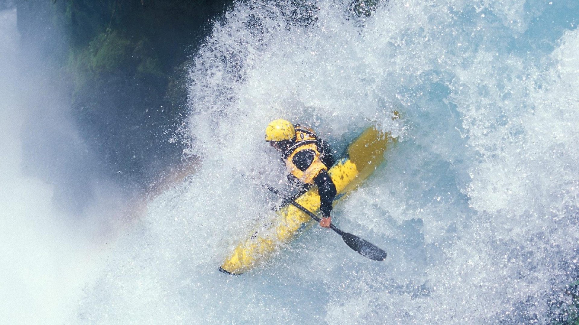 冬季越野滑雪，雪白世界的速度冒险，越野滑雪视频
